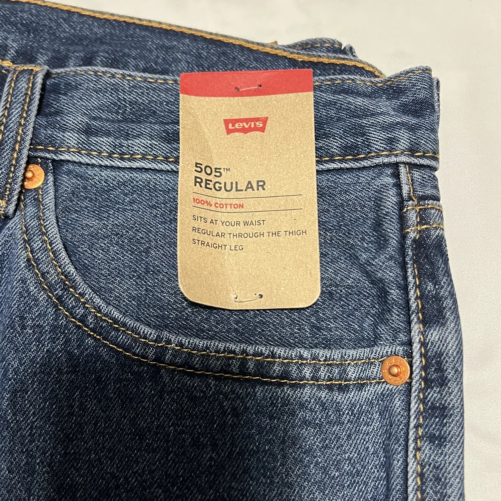 Levi's Men's Straight Leg Jeans‎ in Dark Blue Denim